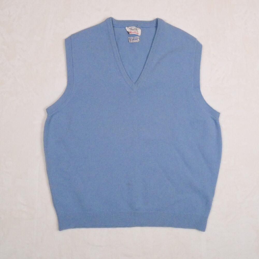 Vintage 1960s Alan Paine for J.W. Robinson's Blue Sweater Vest Size L Lambswool
